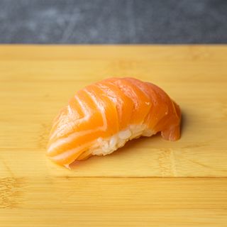 Nigiri Sake