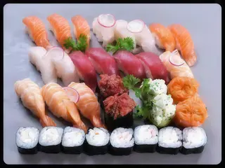 98. Sushi A - 30 pezzi