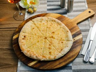 Focaccia cu parmezan