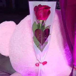 Rose lovie