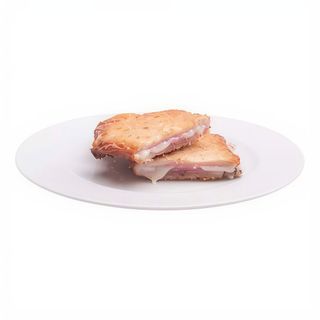 San Jacobo, patatas y ensalada