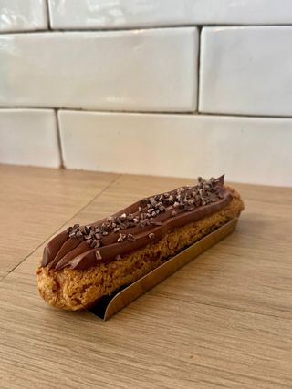 Eclair De Chocolate 
