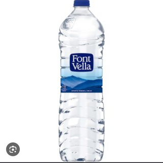 Agua mineral (1.5 Lt.)
