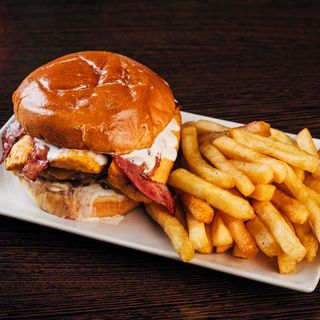 Madurita Cheeseburger