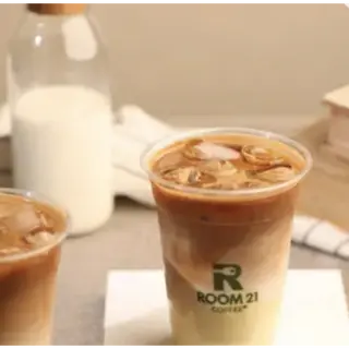  White Mocha Iced Small   