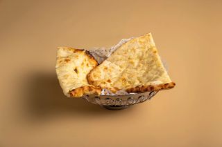 Чиз нан (Cheese Naan).
