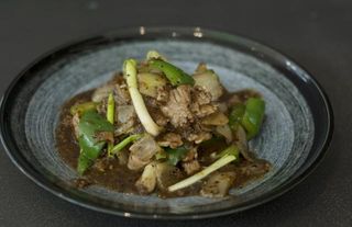 Wieprzowina lub wołowina w sosie pieprzowym