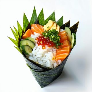 067 Temaki Spicy salmon