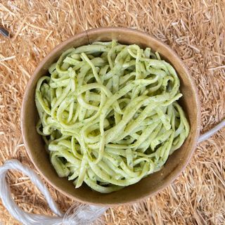 Tallarines al pesto