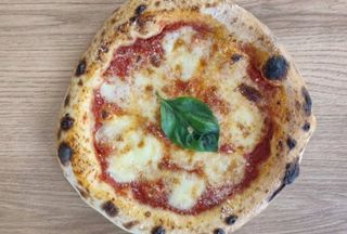 Pizza Margarita 32cm