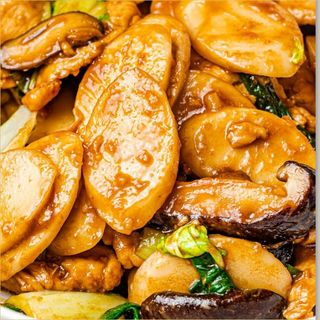 150 - Gnocchi con frutti di Mare/  Asian rice cake with seafood /  海鲜年糕