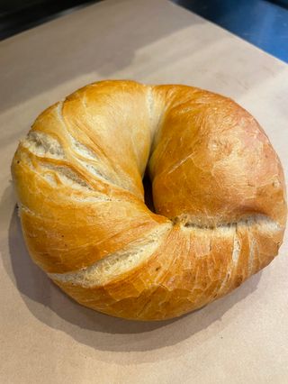 Бял бейгъл (150г)