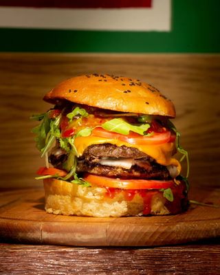 Бургер Double King та картопляні діпи