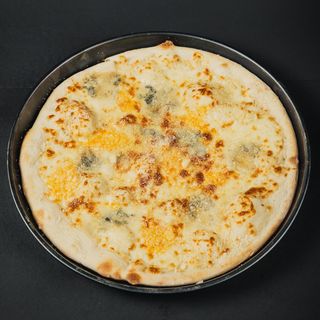 PIZZA QUATTRO FORMAGGI
