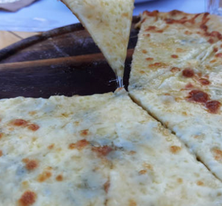 Pizza Mozzarella (Media)