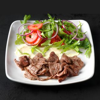 Гриль Салат С Цыпленком (250г)