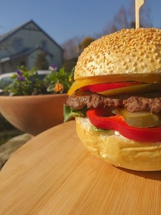 Burger Wędzony smakosz 15cm