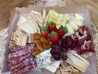 Tabla regalo , picoteo o cena 4/5 personas