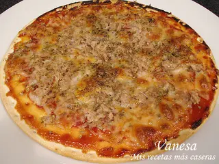 pizza atún