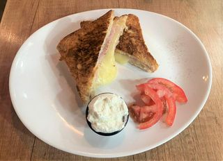 Tost sendvič
