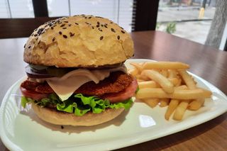 Пилешки бургер (500г)