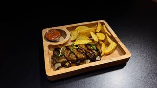 Авторські ребра BBQ з картоплею по-селянськи (270/130/40г)