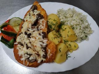 Filet z kurczaka z pieczarkami i serem