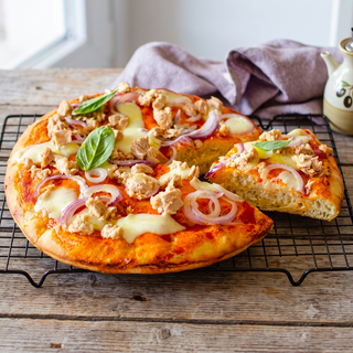Pizza De Atún Y Cebolla