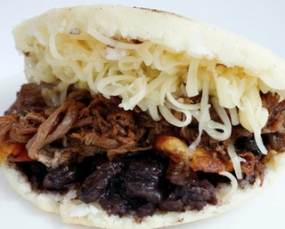 Arepa De Pabellón (1 Ud.)