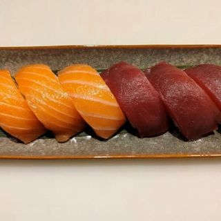 Nigiri De Salmón Y Atún (6 pzs.)