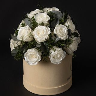 caja terciopelo rosas eternas blanco perla 