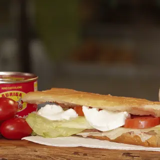 Vegetariano con tonno más piccolo