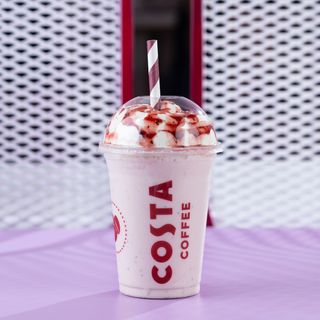 მარწყვის ფრაპე საშუალო ზომა