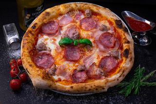 Pizza Quattro Carne Ø 30cm