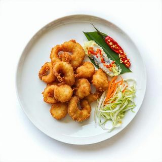 Calamaro fritto con contorno