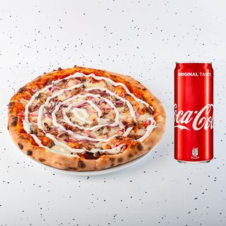 Kebab pizza + Coca-Cola 0,33l