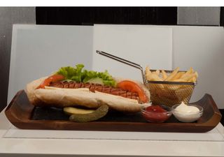 Хот Дог с топено сирене Ементал (600г)