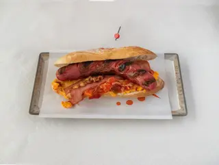 PE-3 Perrito Alemán tipo bratwurst