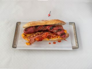 PE-3 Perrito Alemán tipo bratwurst