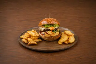Tasty Premium burger s krumpirićima