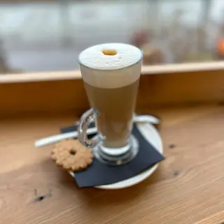 Latte smakowe słony karmel