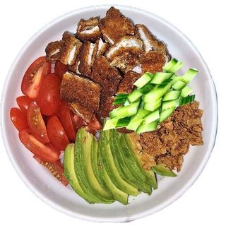 Poke de Frango Panado com Teriyaki