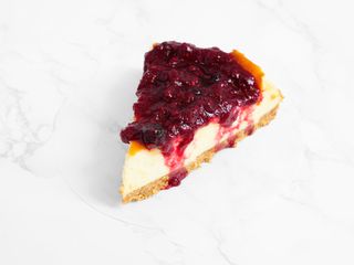 Tarta De Queso Con Frutos Rojos