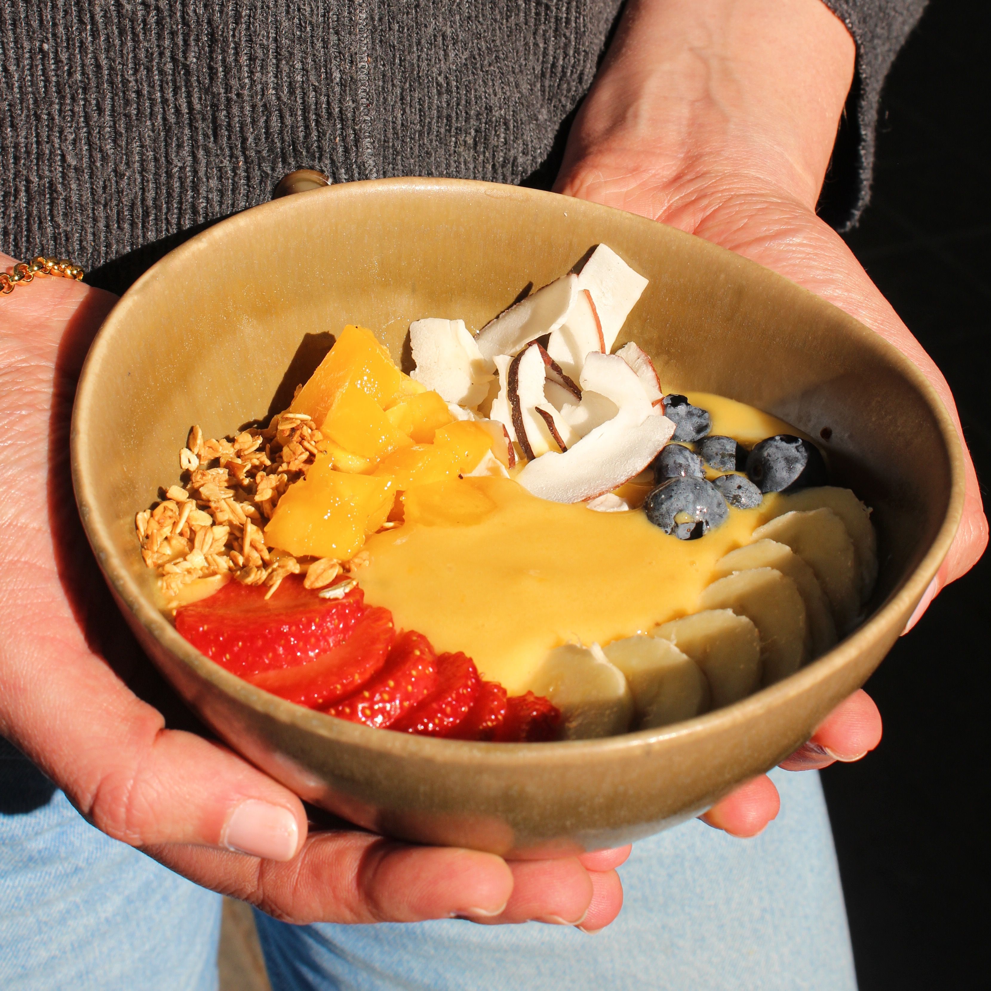 Tropical bowl