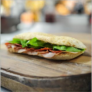 Sendvič sa suvim vratom