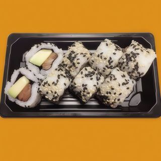 Salmón Roll (8 Uds.)