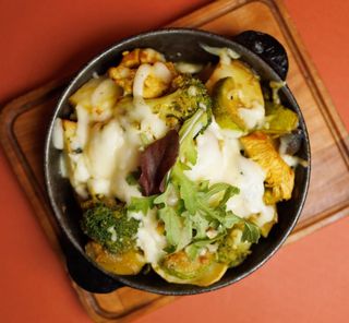 Пательня з курятиною (400г)