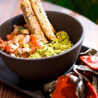 Guacamole con pico de gallo