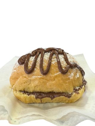 Nuvoletta Pandoro farcita con Nutella Ferrero