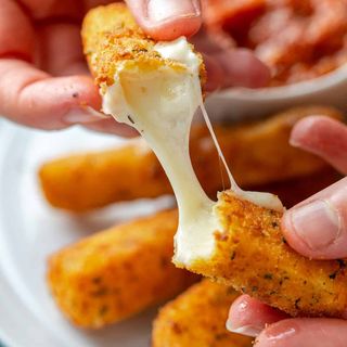 Dedos de Mozzarella (8 uds.)